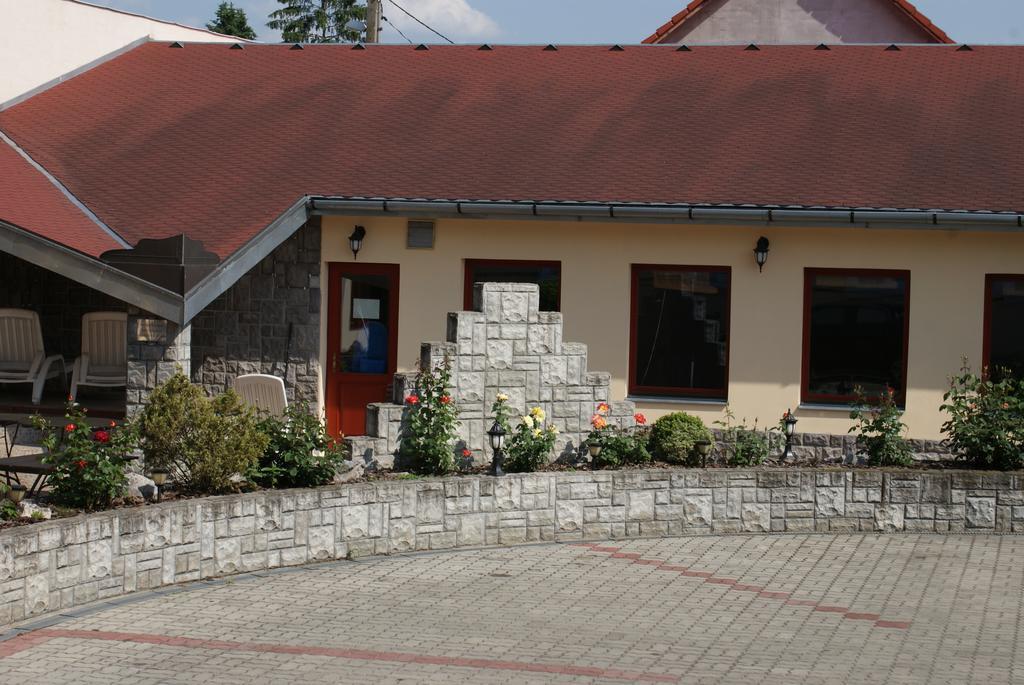 Palota Szálloda 3*